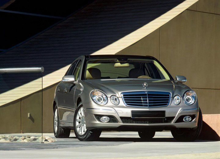 Mercedes E270